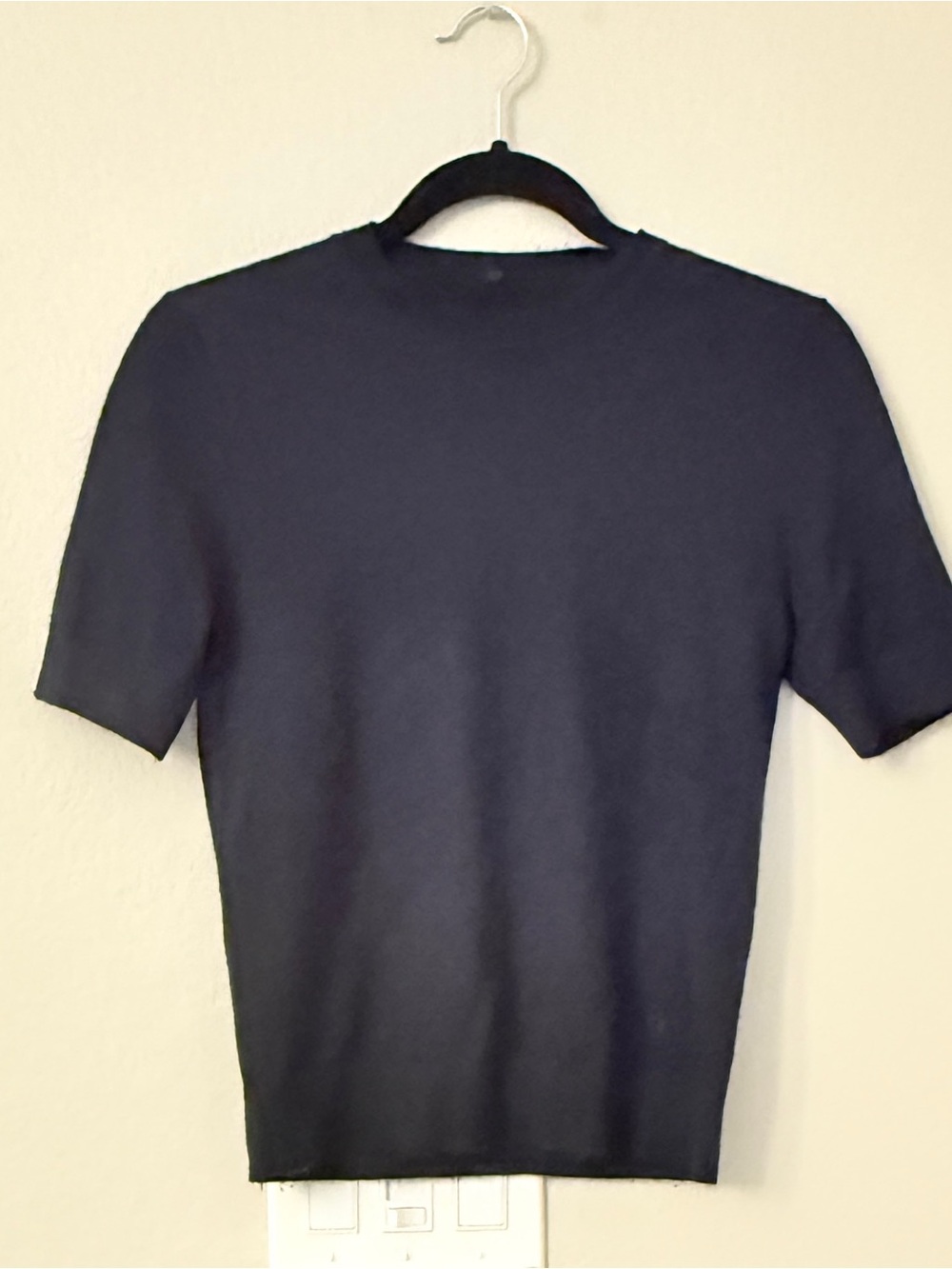 Tory Burch Classic Navy  Short-Sleeve Women's Cashmere Sweater - Picture 2 of 7